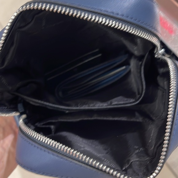 Michael Kors Cooper Flight Crossbody Bag & MK Cooper Billfold Wallet

NWT - Picture 14 of 16